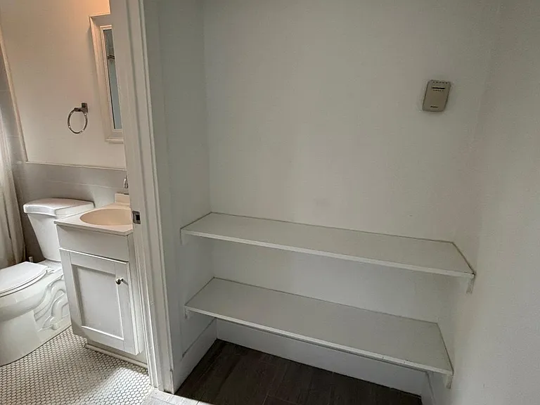 1101 W Vernon Ave #1 — Photo 4