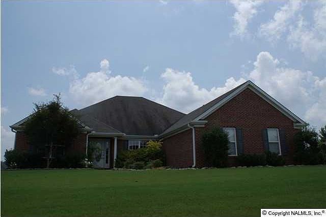 Home for Sale in HUNTSVILLE, AL $230,000