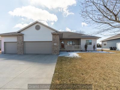 3811 Meadowlark Cir, Grand Island, NE, 68803