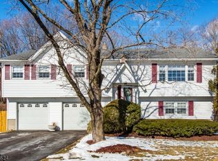 4 Oxford Rd, Wharton, NJ 07885