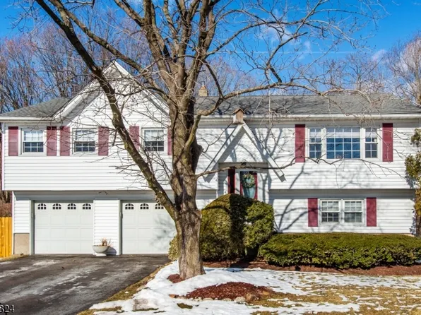 4 Oxford Rd, Wharton Boro, NJ 07885