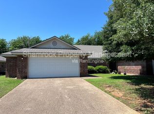 10228 Hyacinth Ln, Waco, TX 76708