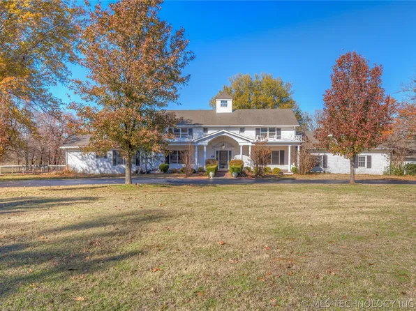 631 Rolling Oaks Pl, Muskogee, OK 74401