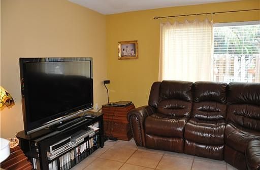 4th image of 11457 NW 51st Ln