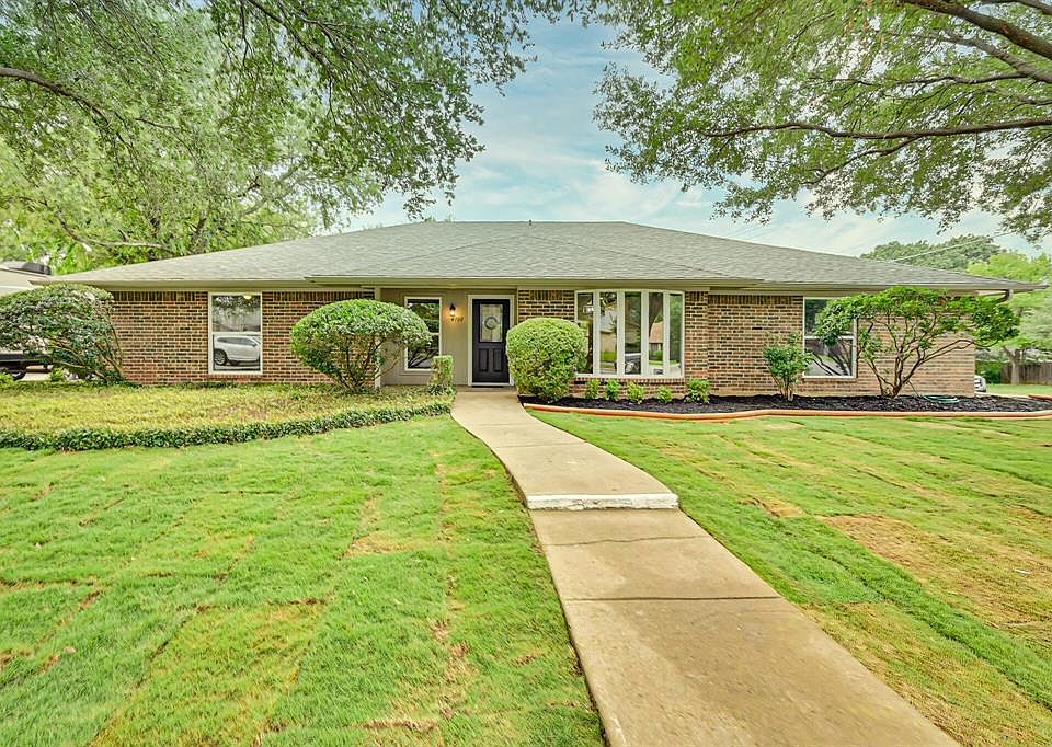 1st image of 4700 Michelle Dr