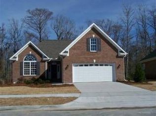 345 Windchime Dr, Wilmington, NC 28412