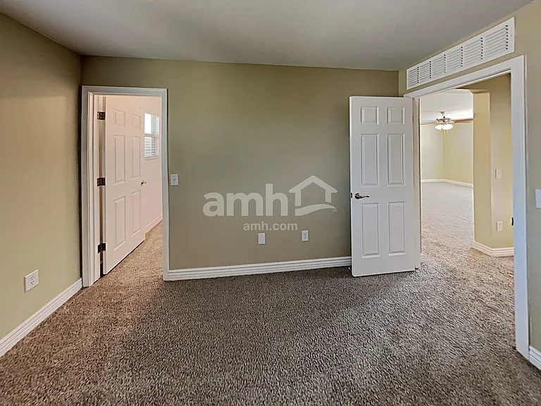 8933 N Country Cove Trl — Photo 14