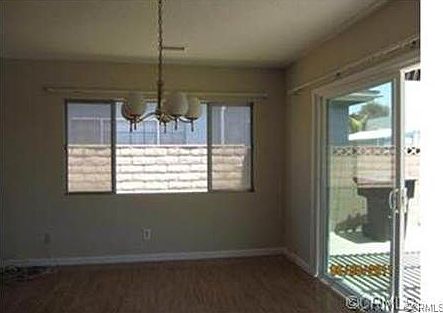 5th image of 22812 Fern Ave