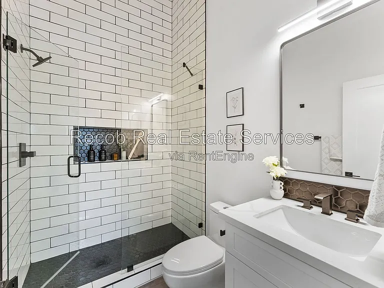832 Desty St #5 — Photo 8