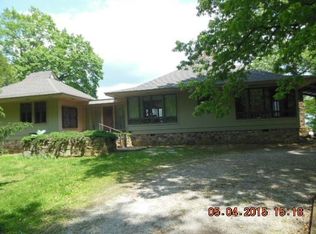 3217 Sherwood Rd, Sewanee, TN 37375
