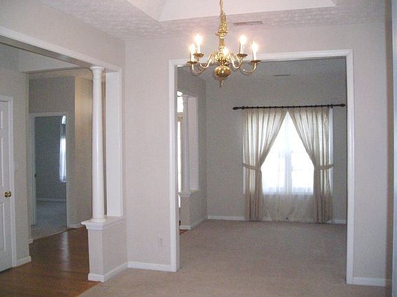 5th image of 6231 Saint Johns Wood