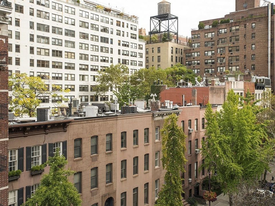 2nd image of 400 E 50th St APT 6C