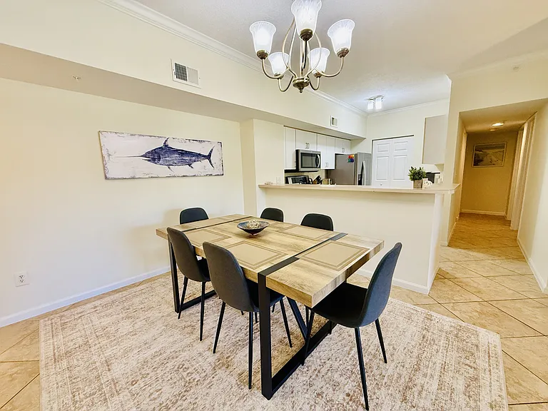 1820 Florida Club Cir #CIRCLE2210 — Photo 14