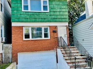 21 Tichenor Ter, Irvington, NJ 07111