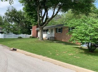 104 N Overhill Dr, Bloomington, IN