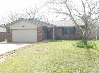 1624 E Jones Ave, Sapulpa, OK 74066