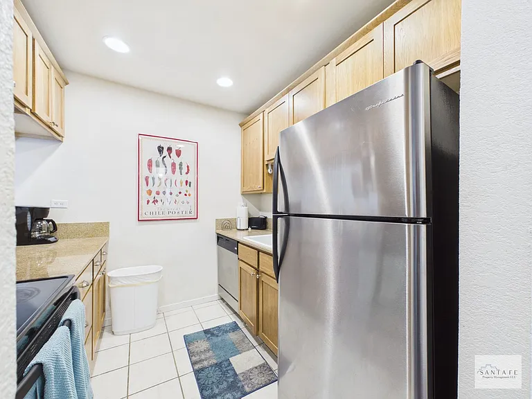 601 W San Mateo Rd #70 — Photo 9
