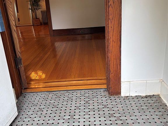 2nd image of 485 Maple Avenue