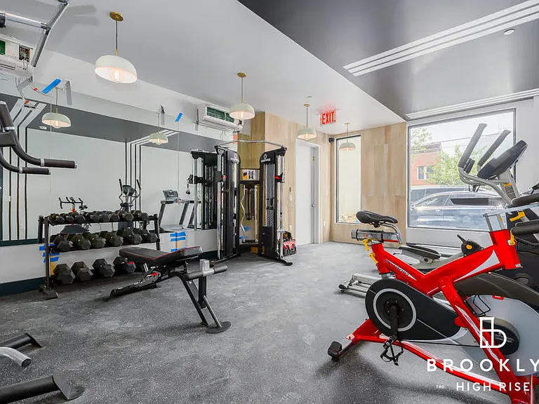 986 Rogers Ave #5E — Photo 12
