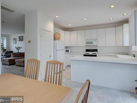 5th image of 14466 Cider House Ln