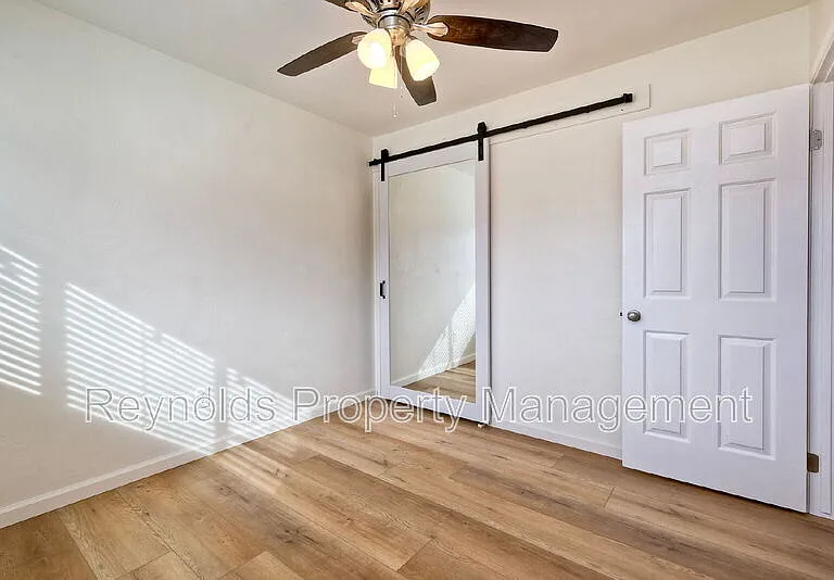 3341 Chamoune Ave — Photo 13