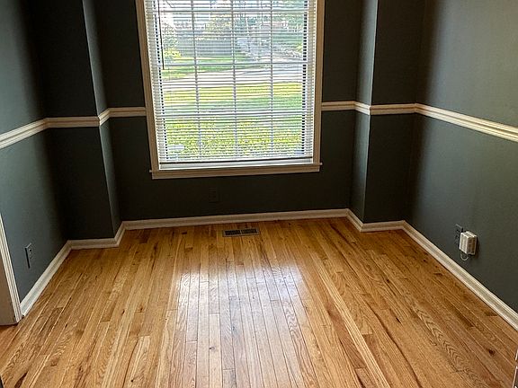 4th image of 1706 Ashwood Ave #B