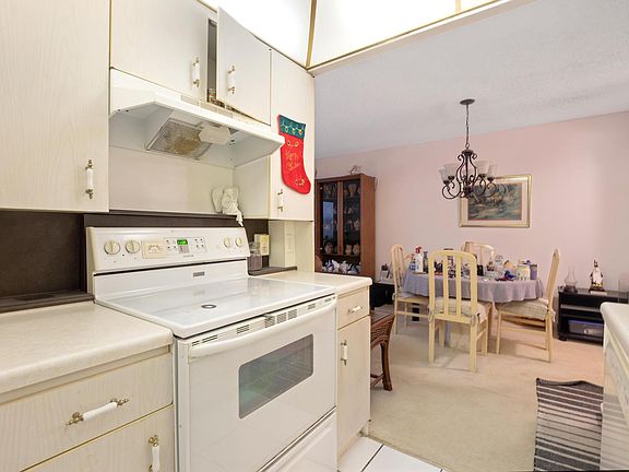 4th image of 2146 Cambridge G