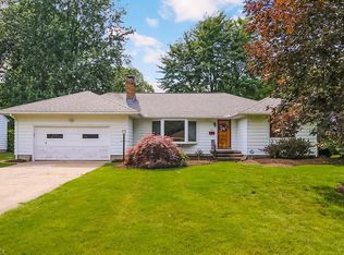 142 Walnut Dr, Amherst, OH 44001