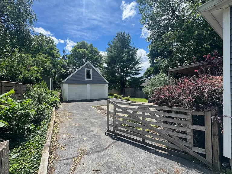 704 Fishburn Rd — Photo 12
