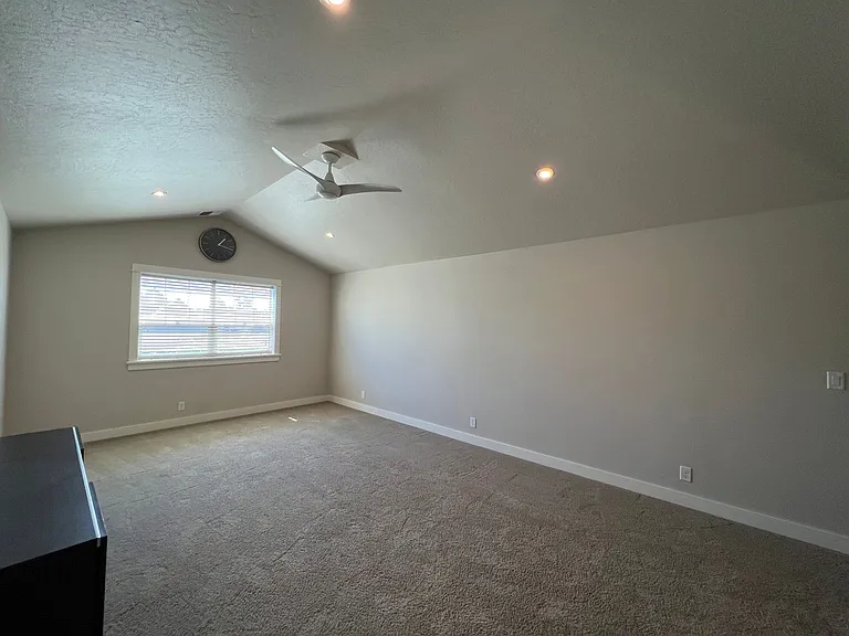 926 Robin Hood Ave — Photo 32