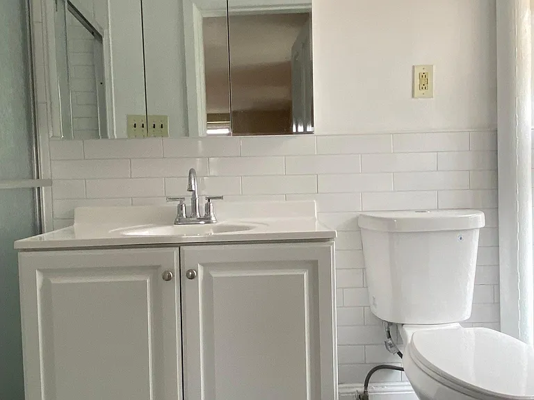 334 S 21st St #3R — Photo 5