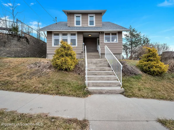 110 Main Ave, Clarks Summit, PA 18411