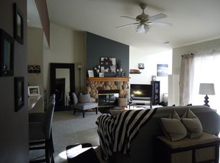 3016 Meyer Ct, Racine, WI 53406