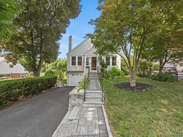 179 Serrano Avenue, Hawthorne, NY 10532