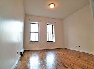 77 Central Ave #102, Brooklyn, NY 11206