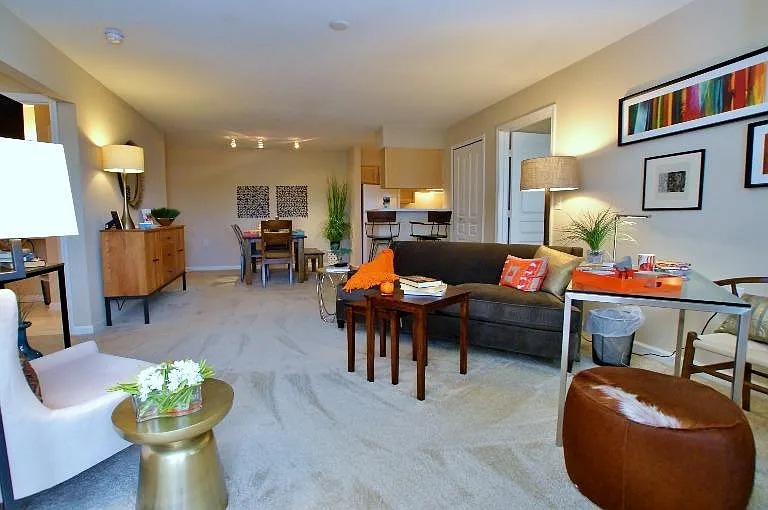 350 Covenant Blvd — Photo 8