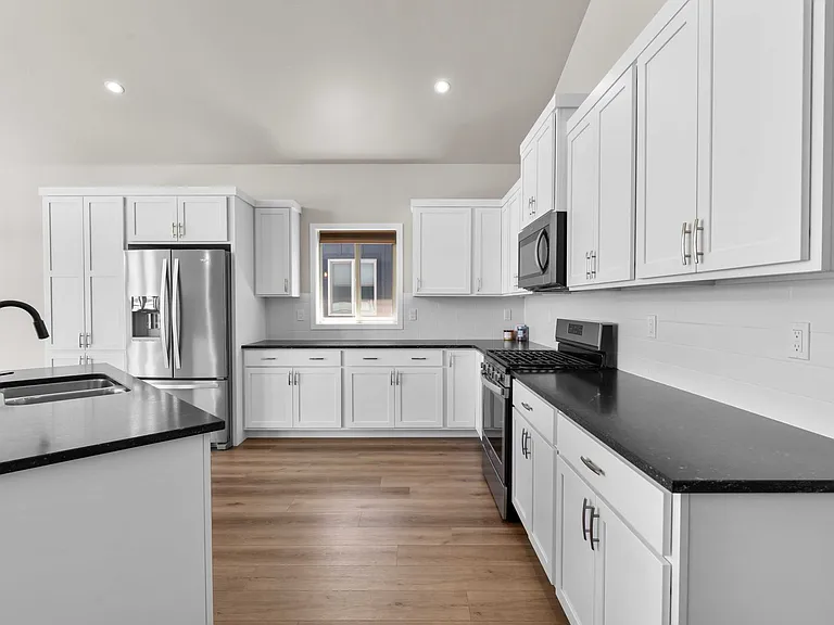 1452 W Moselle Dr — Photo 6