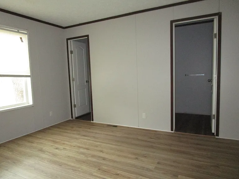 Pavilion Estates — Photo 16