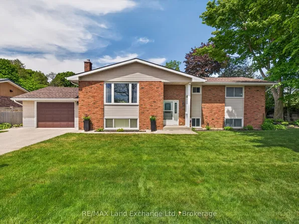30 Golf Links Rd, Kincardine, ON N2Z 1K9