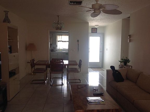 4th image of 2671 Emory Dr E