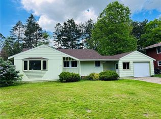 49 Ridgeway Dr, Shell Lake, WI 54871