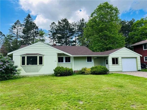 49 Ridgeway Drive, Shell Lake, WI 54871