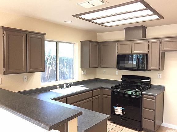 3rd image of 6338 Laguna Mirage Ln