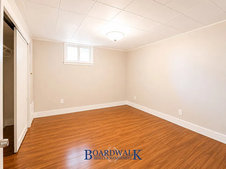 2725 S Lake St #2 — Photo 11