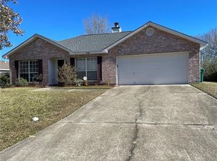 2148 Summertree Dr, Slidell, LA 70460
