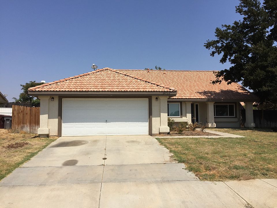 1st image of 24722 Goya Ave
