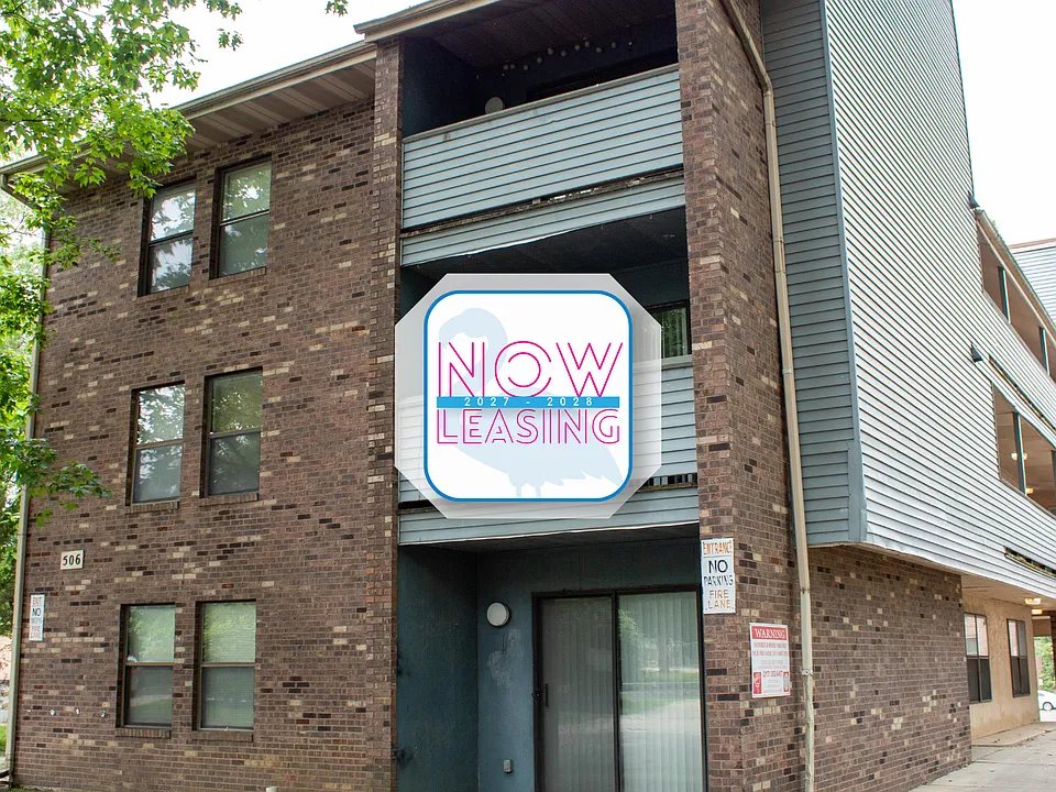 506 W Elm St