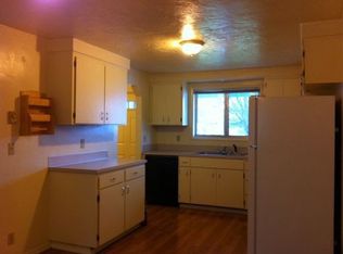 2436 E Irwin Way, Eugene, OR 97402