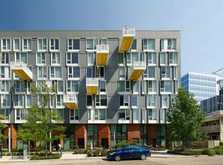 432 8th Ave N #820, Seattle, WA 98109