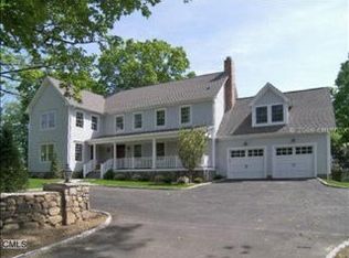 227 Hollow Tree Ridge Rd, Darien, CT 06820